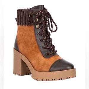 Chelsea & Violet Black Leather Suede Boots(Size 10M)